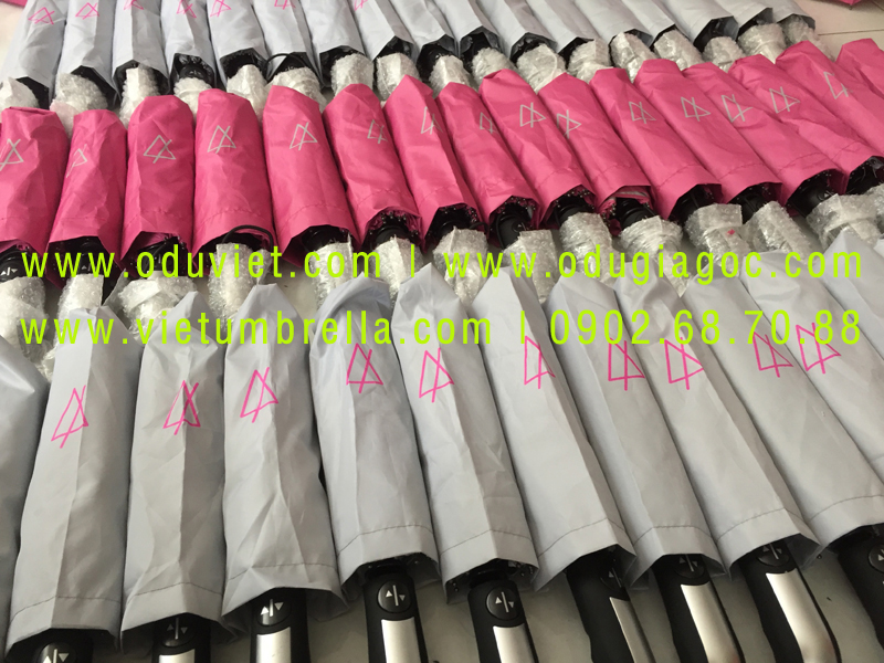 xưởng sản xuất ô dù cầm tay in logo quảng cáo